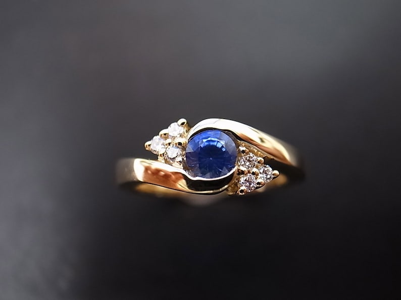 Diamonds Wedding Ring with Blue Sapphire in 14K Yellow Gold image 5