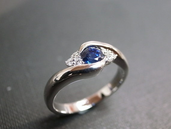 Blue Sapphire and Diamond Engagement Ring Twist Tension Cluster Moissanite Lab Grown Diamond Women Wedding Ring