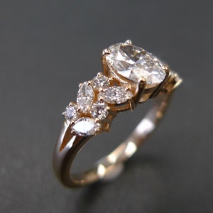 Oval Moissanite Engagement Ring – 14K Gold Promise Ring – Lab Grown Diamond Ring Set for Her – Handmade Bridal Jewelry Gift