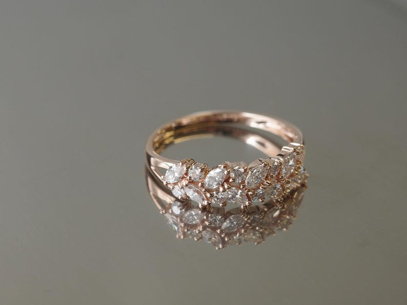 Fine jewelry diamond ring for anniversary or wedding gift