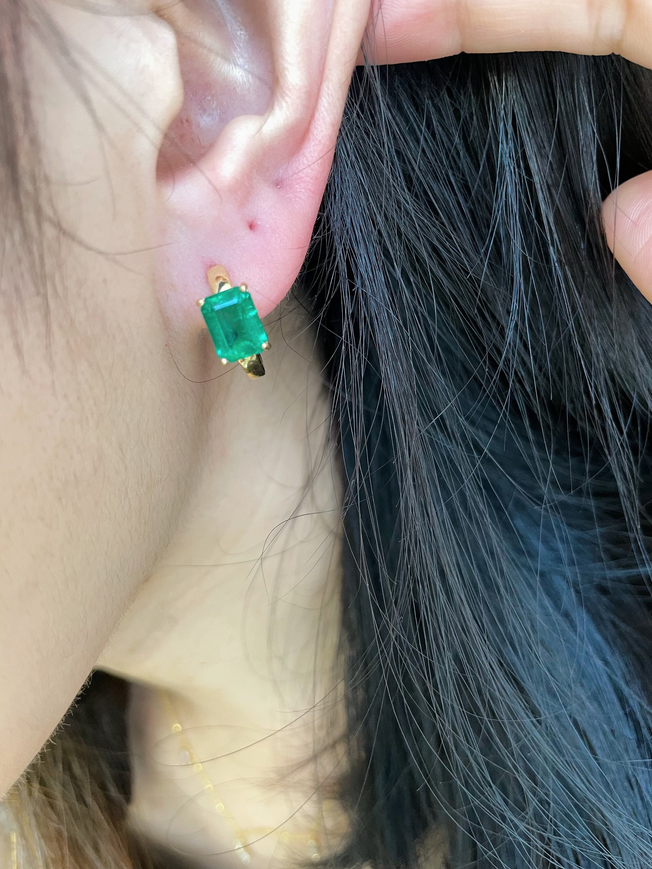 Emerald Hoop Earrings in 18K Yellow White Rose Gold, Classic Hoop Earrings, Customised Earrings, Emerald cut emerald earrings