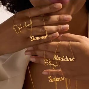 Collar con nombre personalizado: colgante minimalista de acero inoxidable con letras, un regalo único para mujeres o parejas.
