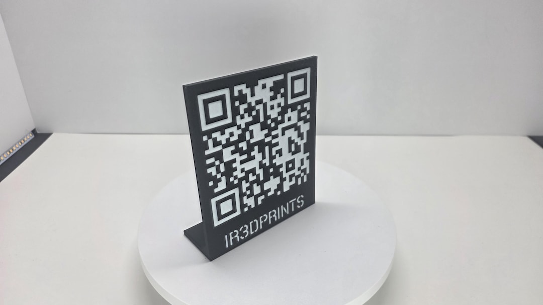 Custom 3D Printed QR Code Display – Personalized for Your Business or ...