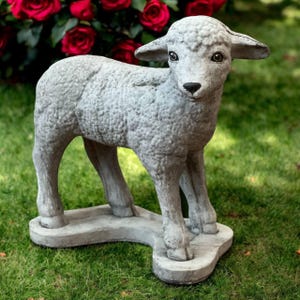 Sheep on Base Figure Outdoor Lamb Sculpture Concrete Animals Statue Farmhouse Decoration Painted Lamb for Garden Farm Animal Style Art 12&quot;H