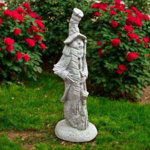 Concrete Snowman Statuary Winter Style Figure Outdoor Christmas Decoration Standing Snowman Statue Fairy Style Figurine Lawn Ornament 13"H