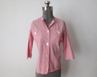Vintage 1950s Blouse Collarless Red & White Striped Cotton with 2 Breast Pockets and Half Sleeves 34 to 36 Inch Bust