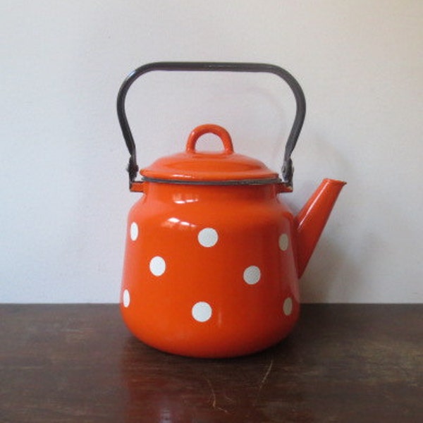 Vintage Orange Enamel Polka Dot Teapot, Enamelware Tea Kettle, Mod Pop! 3 Quarts!