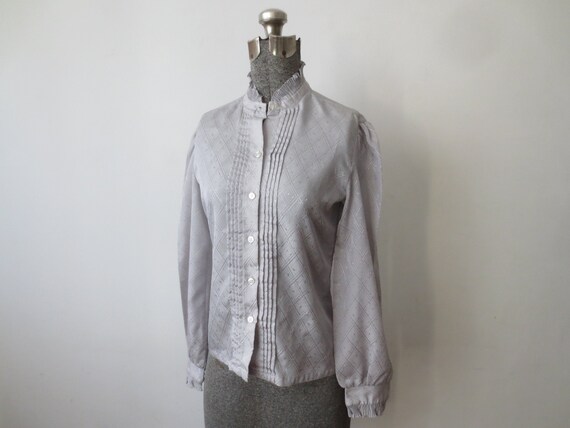 Vintage 1970s/80s Blouse Try 1 Silver Jacquard Ru… - image 1