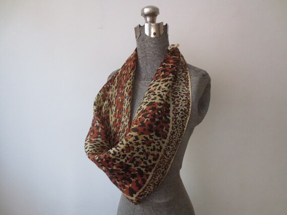 Vintage Leopard Scarf 1950s/60s Oversized Leopard… - image 2