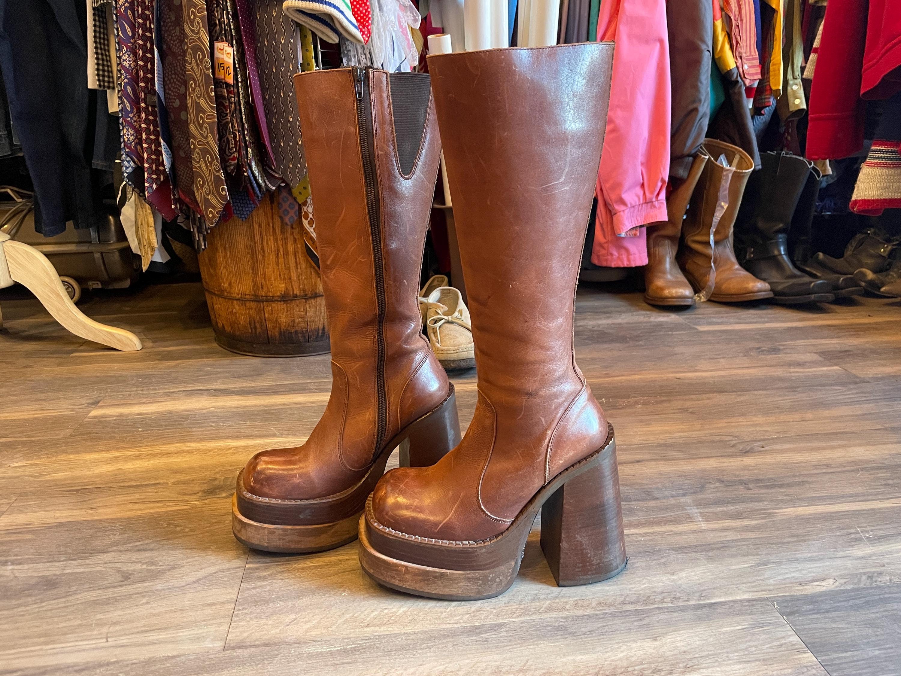 Vintage SONAX Platform Boots, Gorgeous Knee High Leather Inch