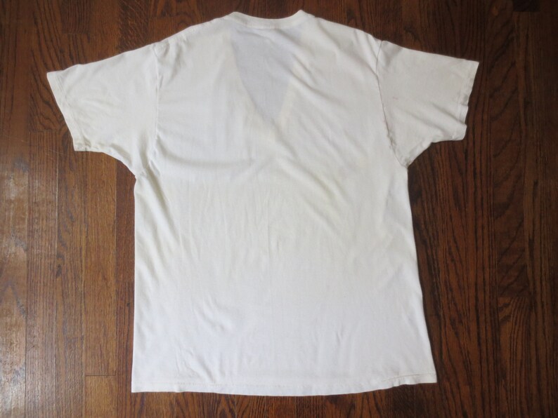 Vintage Jockey T-Shirt Classic White V-Neck Trashed/Distressed Single Stitch XL 21.5 Inches Pit to Pit image 5