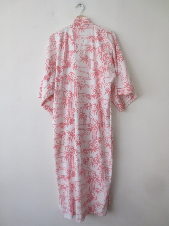 Vintage Kimono Robe 1950s/1960s Paper Thin Bamboo… - image 4