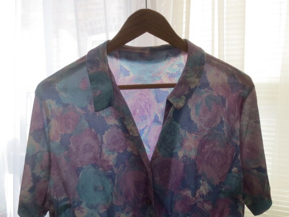 Vintage 1950s Blouse Silky Floral Print with Kill… - image 6