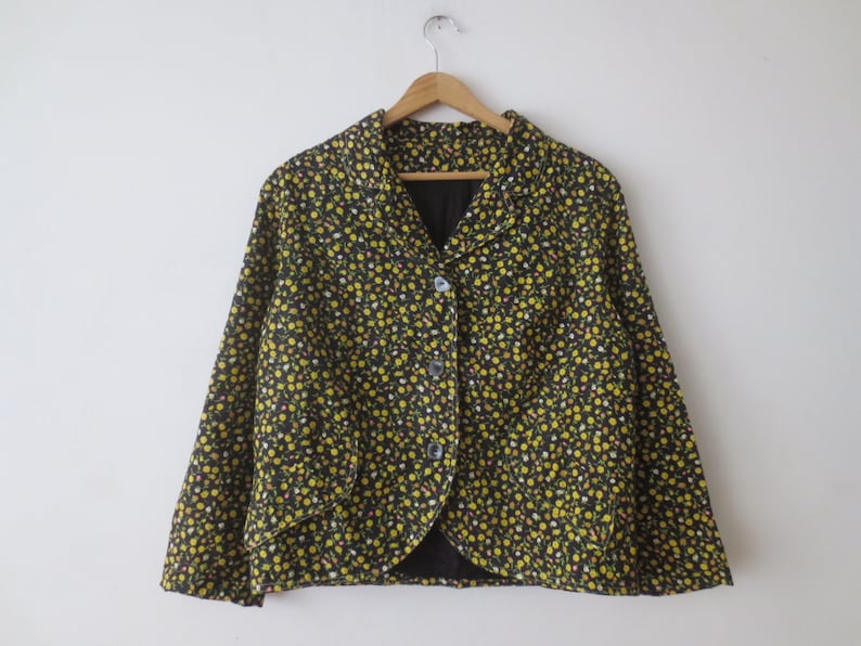 Vintage /'60s Black Yellow Floral Cotton Cropped Blazer Jacket 40-42 Inch Bust Fully Line w Killer Square Buttons