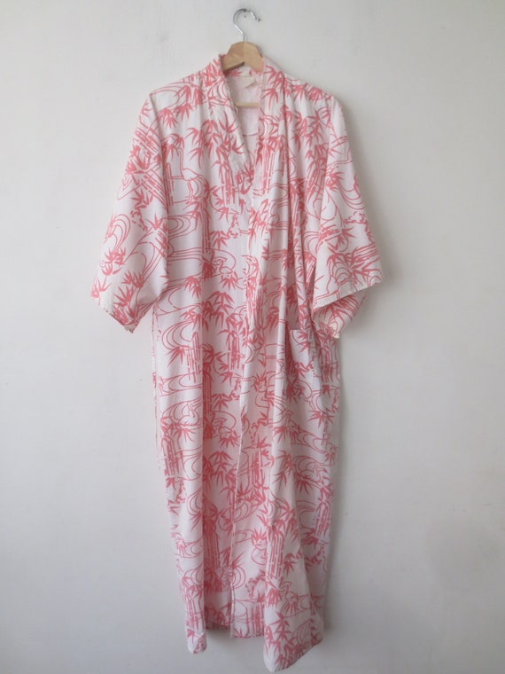 Vintage Kimono Robe 1950s/1960s Paper Thin Bamboo… - image 3