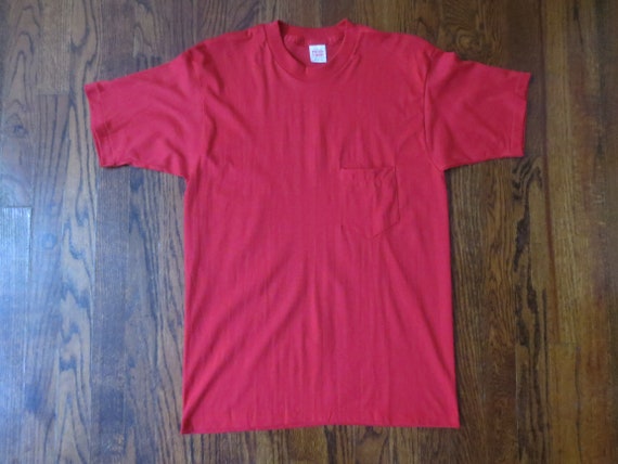 Vintage T-Shirt 1970s/80s Pocket Tee Bright Red C… - image 4