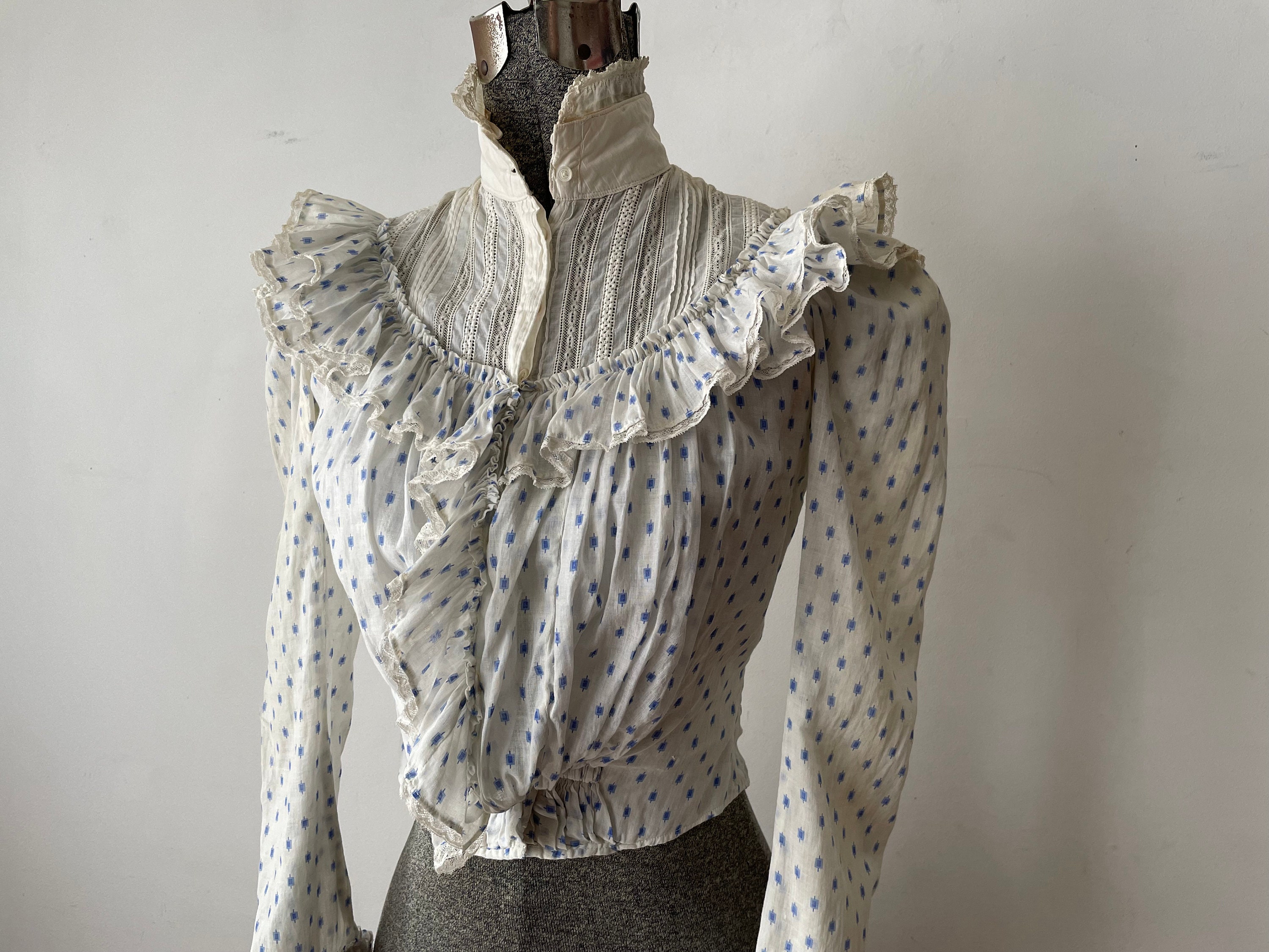 XS / Small Kleding Dameskleding Tops & T-shirts Blouses 1890s Victoriaanse blouse gegolfd juk verzamelt & pintuck plooien prachtige flinterdunne katoen w / nieuwigheid patroon 