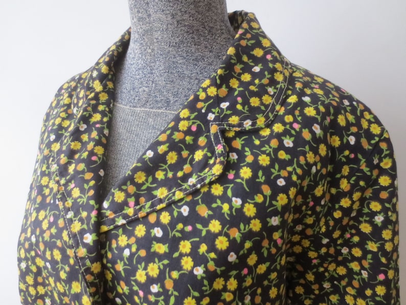 Vintage /'60s Black Yellow Floral Cotton Cropped Blazer Jacket 40-42 Inch Bust Fully Line w Killer Square Buttons
