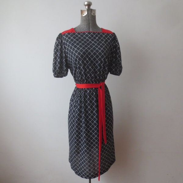 Vintage 1980s Dress by ITEMS California Grid Print Jersey Knit Fabric with Red Shoulders & Belt Elastic Waist Small/Med