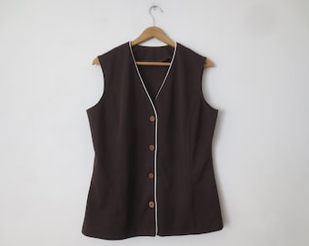 Vintage 1970s Vest Blouse Stretchy Chocolate Poly with White Piping Trim Button Front & Great Shaping Large