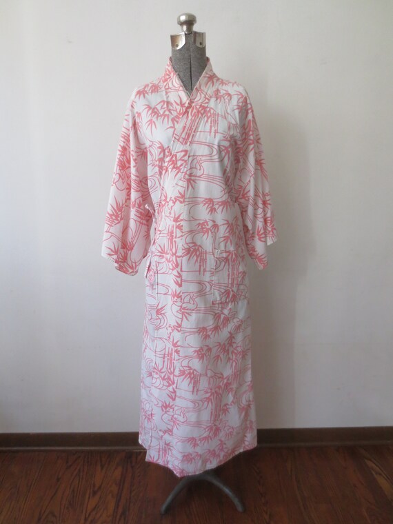 Vintage Kimono Robe 1950s/1960s Paper Thin Bamboo… - image 2