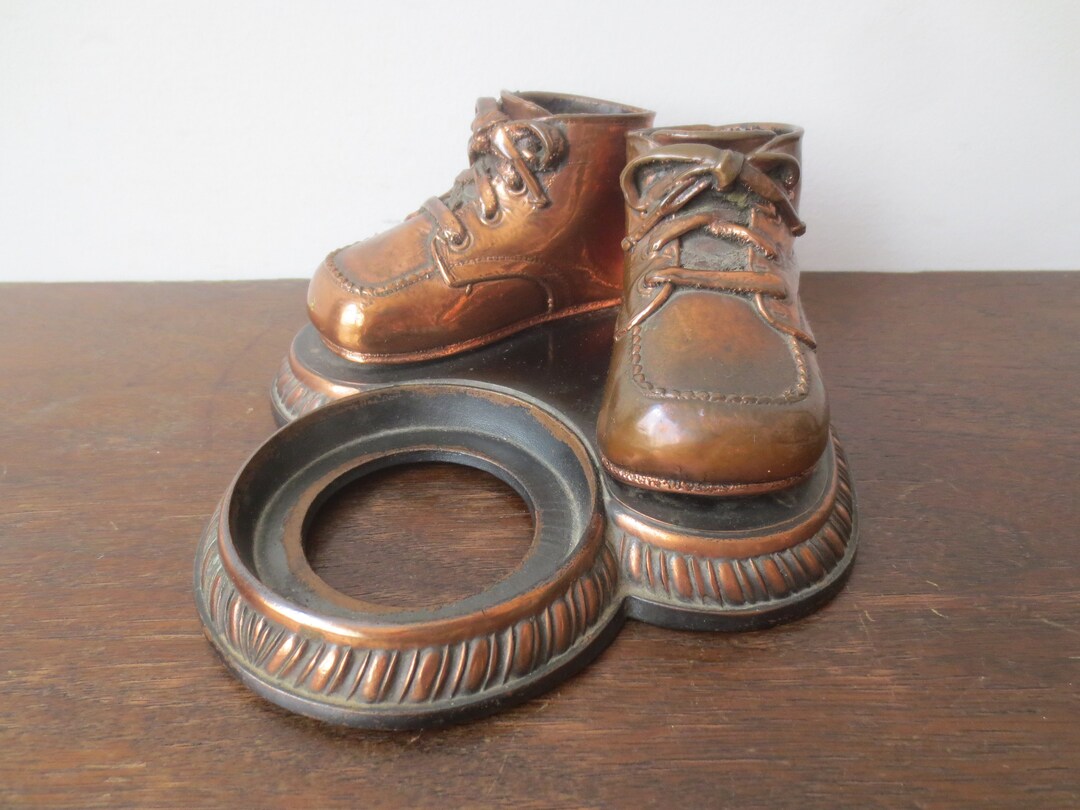 Vintage Bronze Baby Shoes Ashtray Trinket Dish Dresser Tray Missing