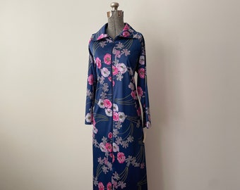 Vintage 1970s Robe Deadstock Lorraine Glossy Nylon Floral Maxi Housecoat with Original Tags Medium