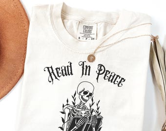 Retro skeletleesboek-T-shirt: comfortkleuren Halloween-T-shirt