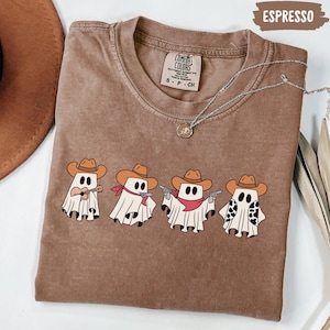 Comfort Colors® Western Ghost Spooky Shirt, Halloween Tshirt, Cowboy Ghost Sweatshirt, Western Halloween Tee, Cute Spooky Halloween Gift
