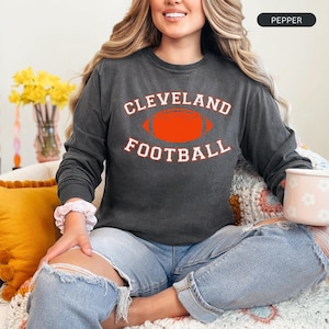 Cleveland Browns Football Shirt Comfort Colors Browns Football Crewneck Retro Browns Shirt for Browns Football Fan Cleveland Browns Gift
