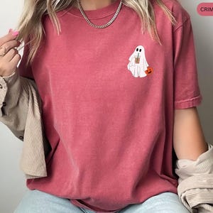 Comfort Colors® Сute Ghost Coffee Shirt, Сute Little Ghost Iced Coffee t-shirt, Boo Ghost Shirt, Ghost Coffee Shirt, Halloween Coffee Lovers
