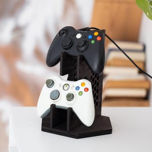 Gaming controller stand, Wood gaming controller holder,  Game controller stand, Controller display stand, Game controller storage,Gamer gift