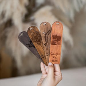 Custom wooden bookmark bulk, Wedding bookmark favors, Rustic event favors, Bookmark favors wedding accessories, Romantic favors