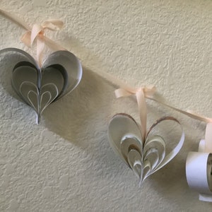 Heart Garland 8 Paper Hearts Included image 1