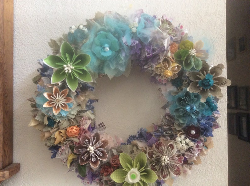 Origami Flower Wreath 10/12/14 Inch Diameter With Fabric Decor and 10-12 Origami Flowers image 8