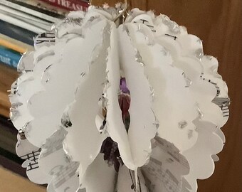 2 Peek Inside Sheet Music Gift Decorations with Tiny Tree Inside