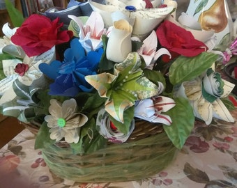 18 Origami Flower Event Basket for parties, weddings, anniversaries, or memorials