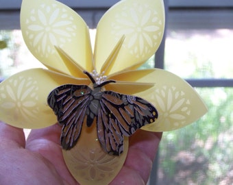 Large Origami Wedding Kusudama Flower With Butterfly For Your Reception Tables