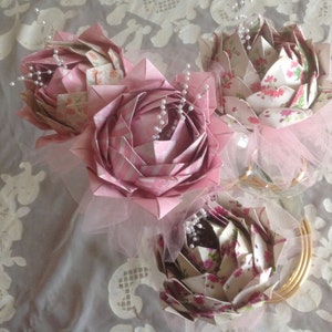 Fleurs de lotus en origami 4 incluses pour une occasion spéciale de cadeau