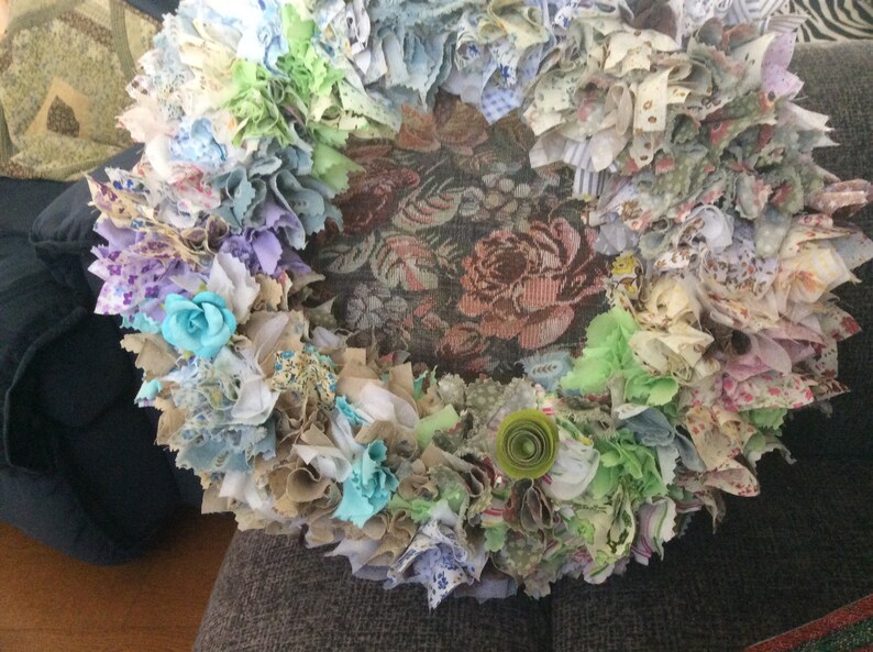 Origami Flower Wreath 10/12/14 Inch Diameter With Fabric Decor and 10-12 Origami Flowers image 4