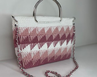 Bolso de crochet hecho a mano para mujer.