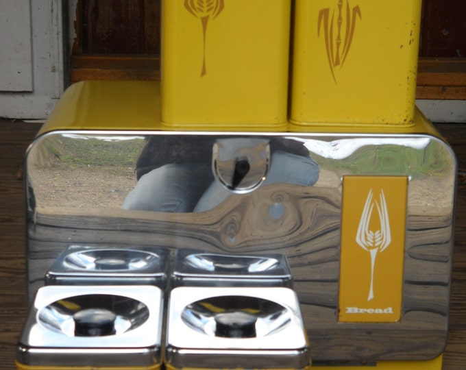 Vintage Pantry Queen Bread Box Canister Set 5 Pc.1950's Etsy