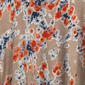 FREE PEOPLE V-Neck Ruffle Sleeve Knit Midi Dress Sz M Tan Abstract Floral Lined image 3