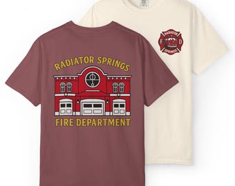 RADIATOR SPRINGS FIRE - Camiseta Relâmpago McQueen do Corpo de Bombeiros Vermelho de Carros - Camiseta de algodão com estampa gráfica para parques da Disney, Disney World e viagem à Disneylândia