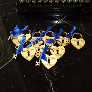 50 Heart and Key Wedding Favors image 3