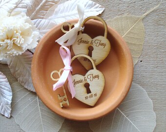 50 Heart and Key Wedding Favors