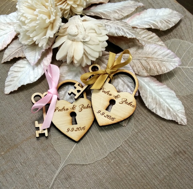 Heart and Key Wedding Favors 24 Sets image 3