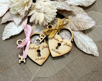 20 Heart and Key Wedding Favors skeleton key