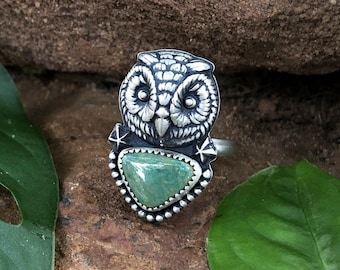 Size 6.75 - Gazer (petite) owl face ring with King's Manassa US Green Turquoise in Sterling Silver cottage core forest fairy stars magic