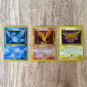 Conjunto de Pássaros Lendários Fósseis (3) Conjunto de Cartas Proxy Holográficas Pokémon (3) – Articuno Moltres Zapdos – Cartas Pokémon Feitas por Fãs